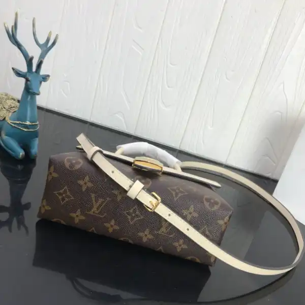 LOUIS VUITTON LOCKY BB