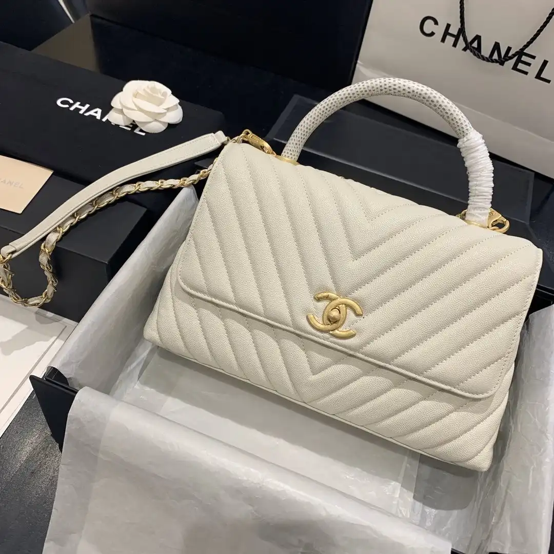 First bag ru CHANEL COCO HANDLE BAG 23 28cm