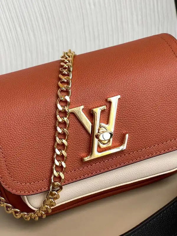 LOUIS VUITTON LOCKME TENDER