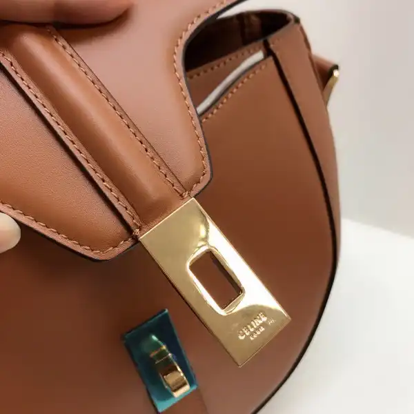 CELIN* BESACE 16 BAG IN SATINATED CALFSKIN