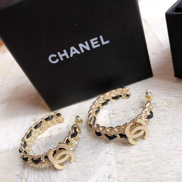 HOT SALE CL EARRING 2020