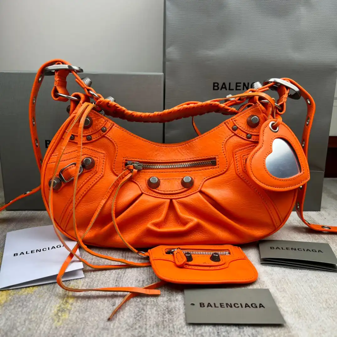 BALENCIAGA WOMEN'S LE CAGOLE SMALL SHOULDER BAG