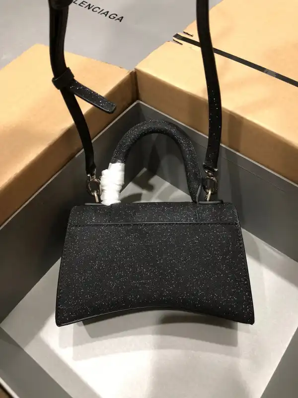 Bagsoffer yupoo BALENCIAGA HOURGLASS