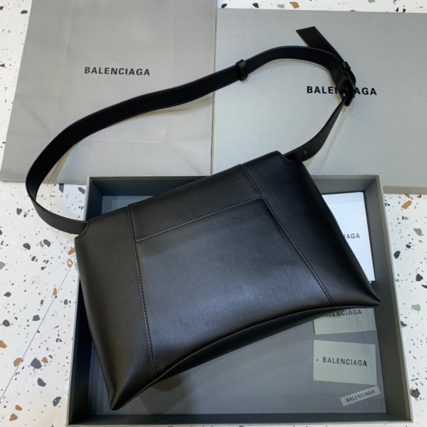 HOT SALE BALENCIAGA DOWNTOWN MEDIUM SHOULDER BAG