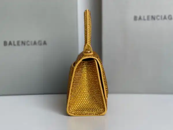 Frstbag ru BALENCIAGA HOURGLASS