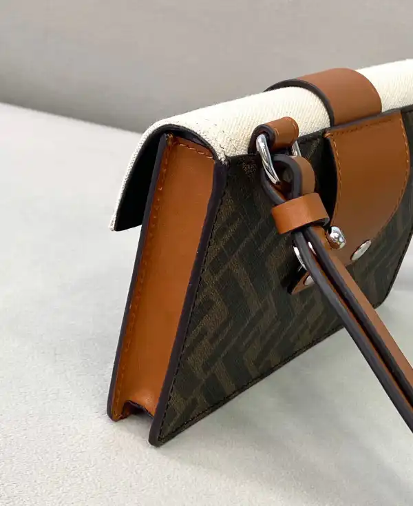 Yupoo bagsoffer FENDI BAGUETTE