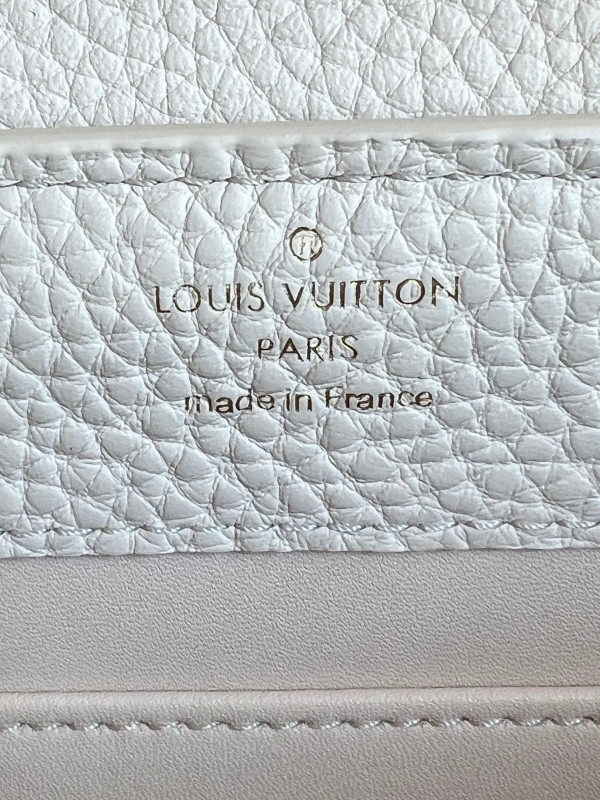 HOT SALE LOUIS VUITTON CAPUCINES MINI