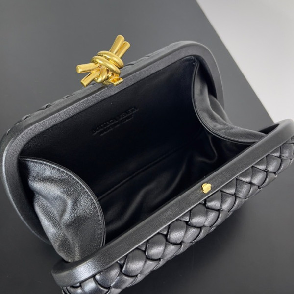 HOT SALE BOTTEGA VENETA Knot Minaudiere