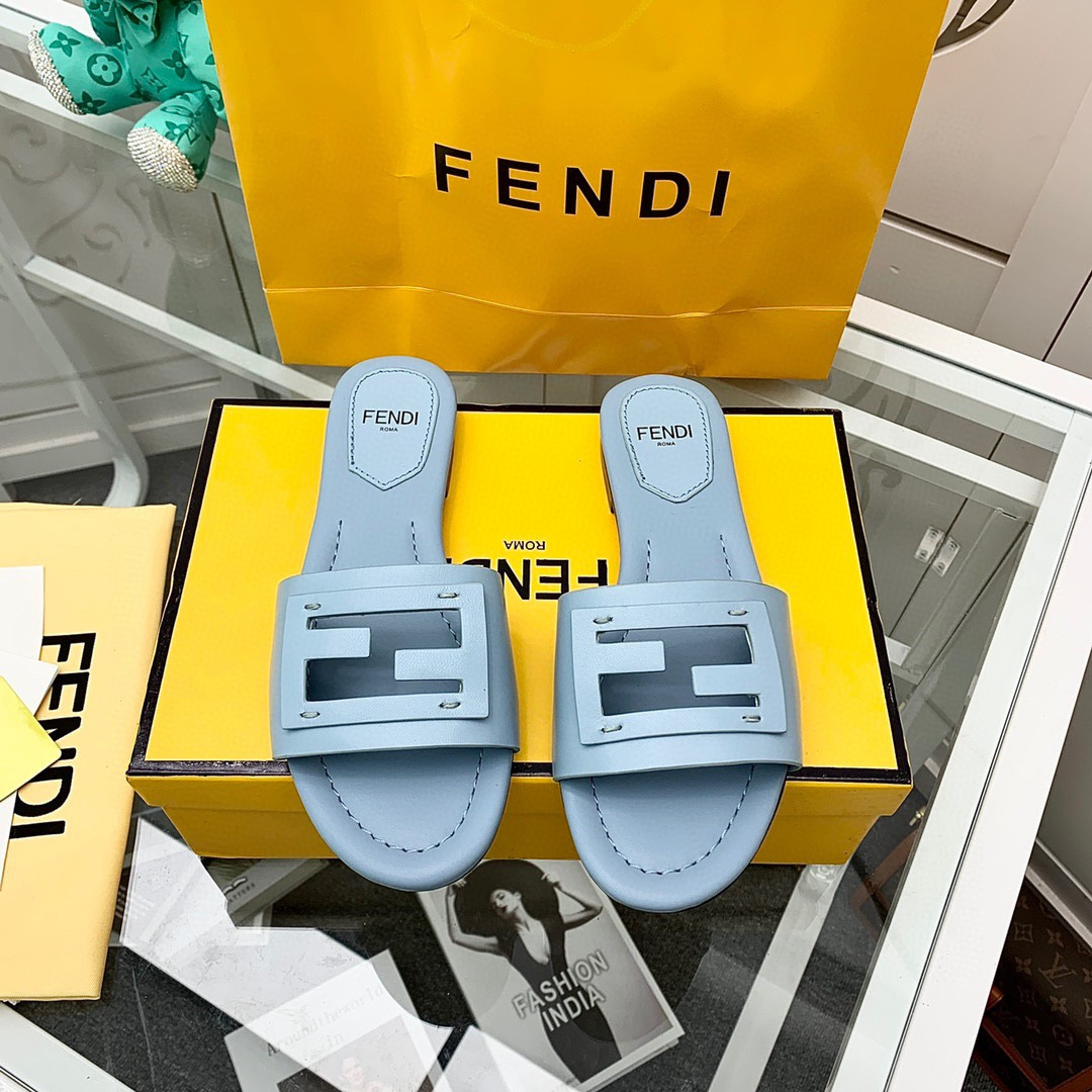 HOT SALE Fendi Signature