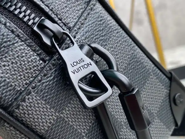 Frstbag ru LOUIS VUITTON MINI SOFT TRUNK