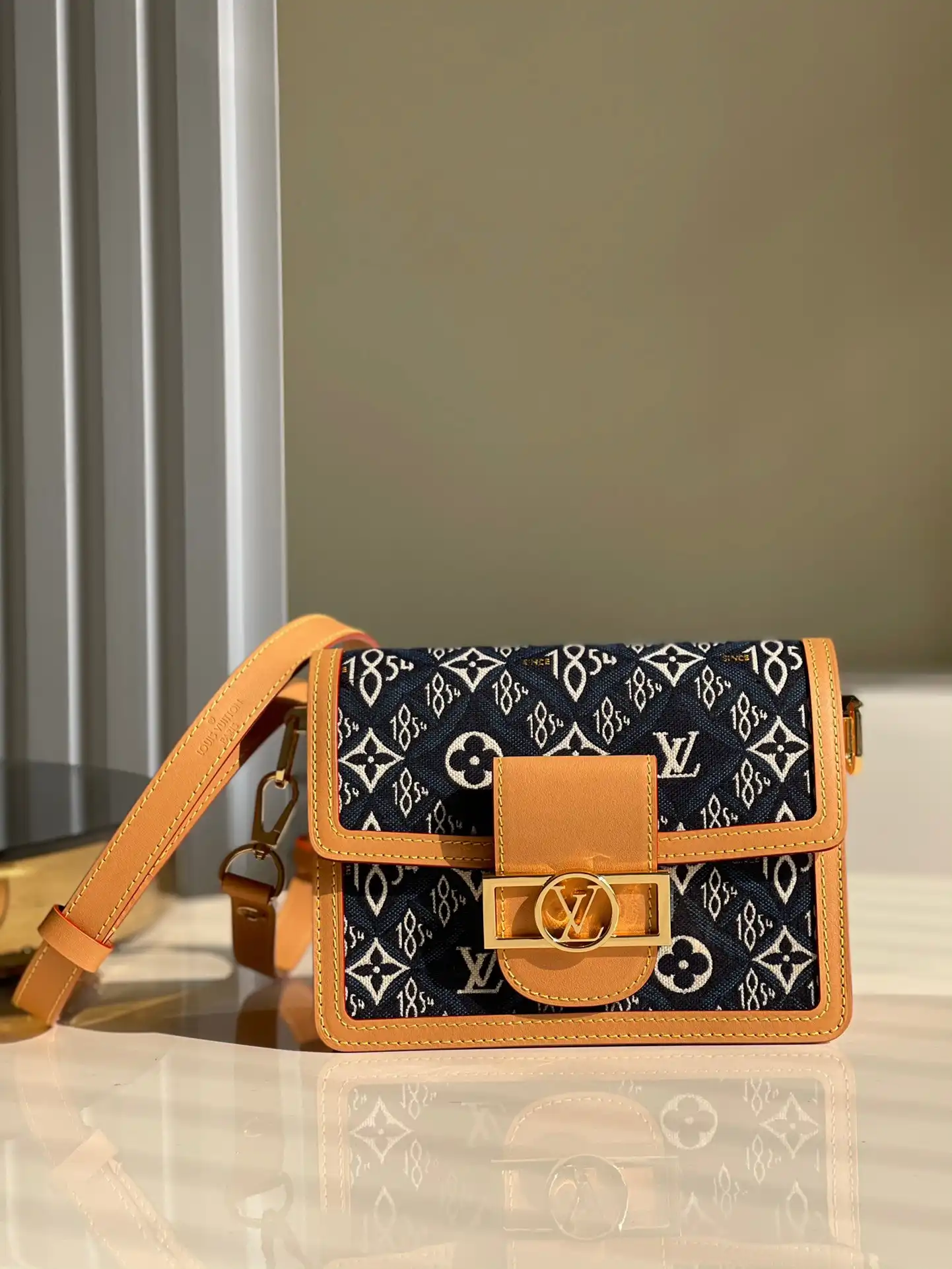 Frstbag ru LOUIS VUITTON SINCE 1854 DAUPHINE MINI