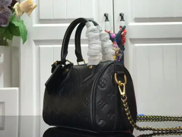 First bag ru LOUIS VUITTON SPEEDY BB