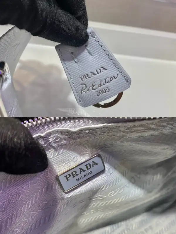 Frstbag ru Prada Re-Edition 2005 nylon shoulder bag