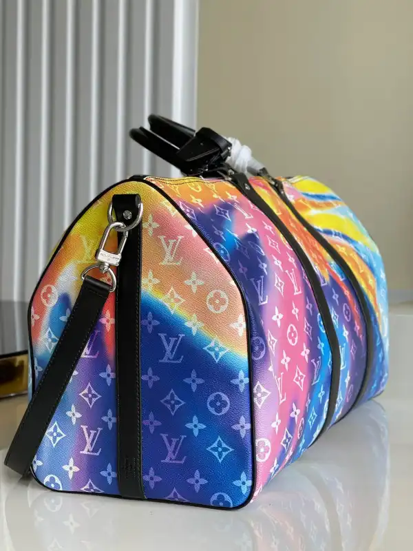 Frstbag ru LOUIS VUITTON KEEPALL BANDOULIÈRE 50