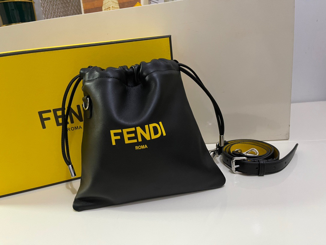 HOT SALE FENDI PACK SMALL POUCH