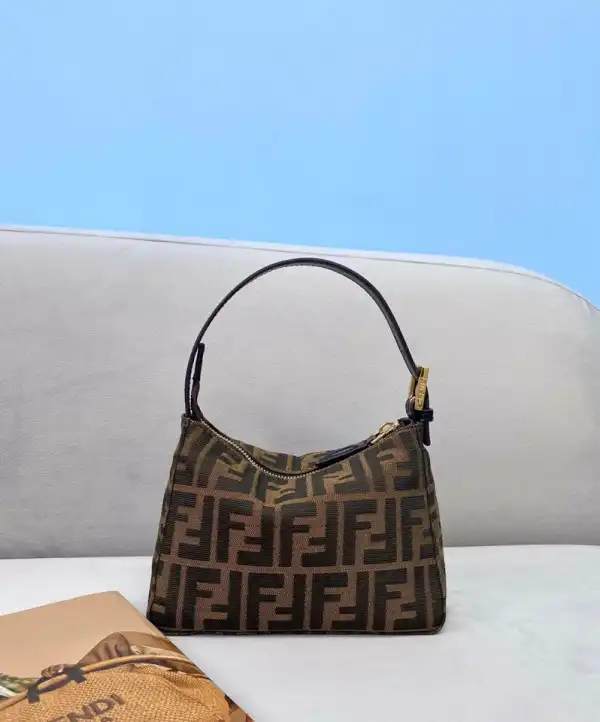 FENDI VINTAGE BAG