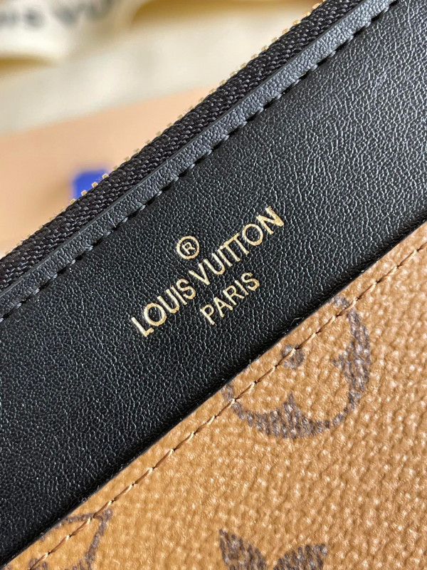 HOT SALE LOUIS VUITTON SLIM PURSE