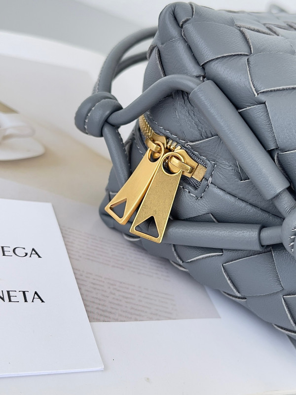 BOTTEGA VENETA Small Loop Camera Bag