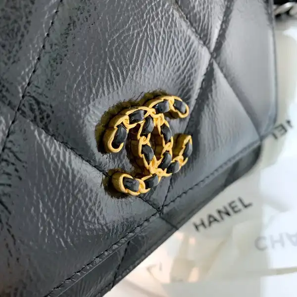 Frstbag ru CHANEL19 WALLET ON CHAIN