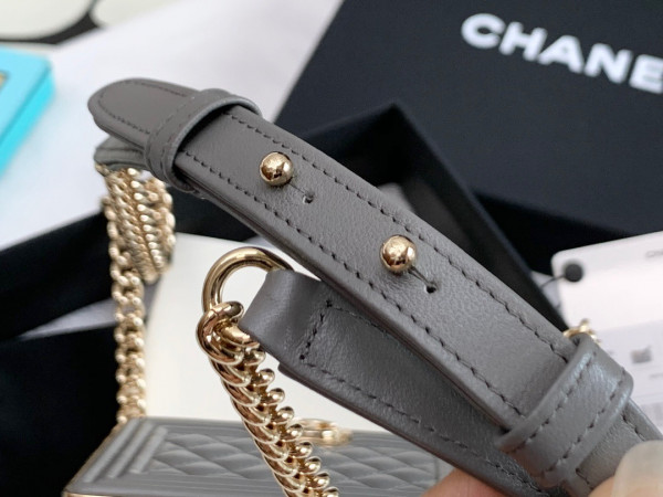 HOT SALE CL BOY MINAUDIERE