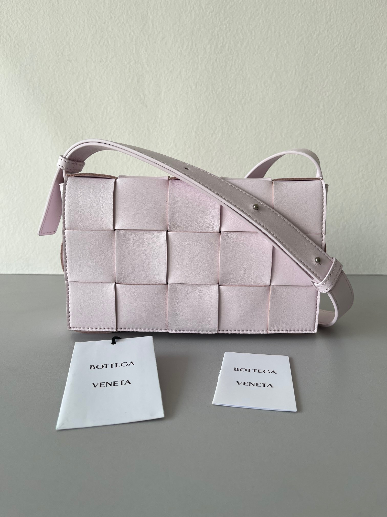 HOT SALE BOTTEGA VENETA CASSETTE