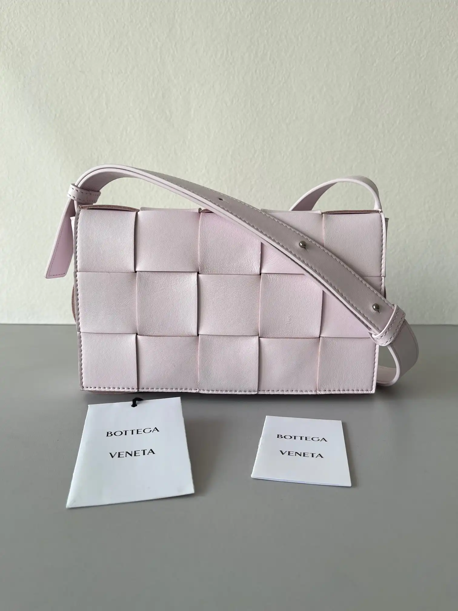 Frstbag ru BOTTEGA VENETA CASSETTE