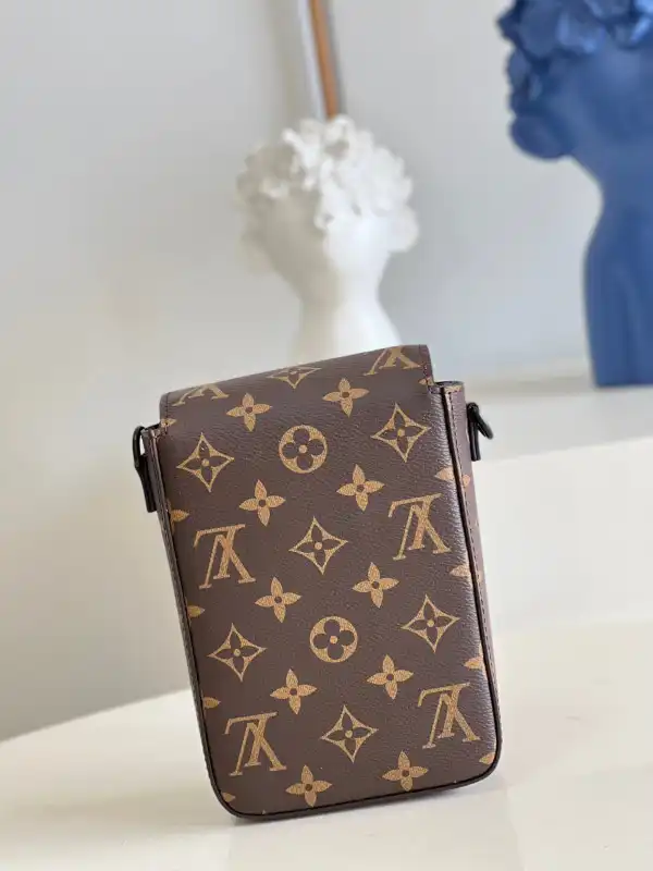 Rep LOUIS VUITTON S-LOCK VERTICAL WEARABLE WALLET