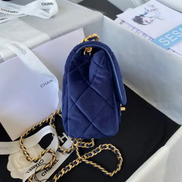 CHANEL FLAP BAG