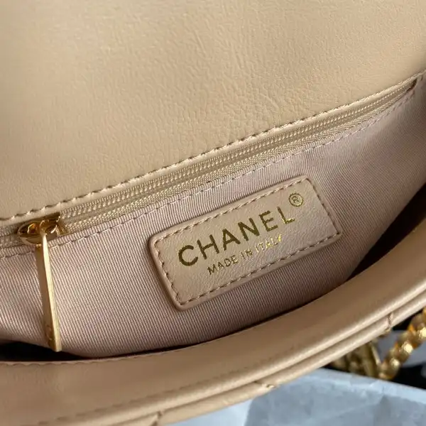 CHANEL SMALL FLAP BAG