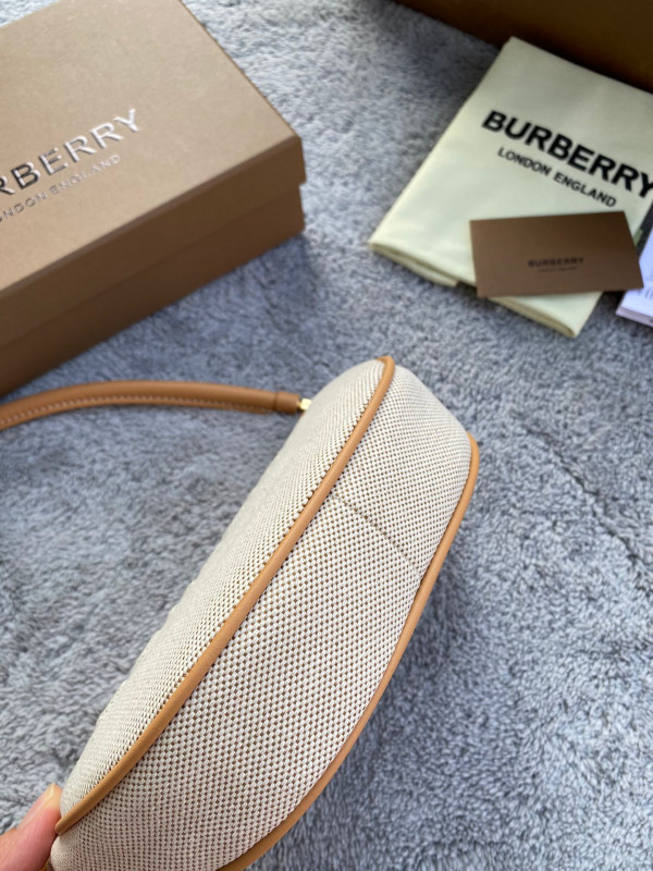 HOT SALE BURBERRY Olympia Pouch