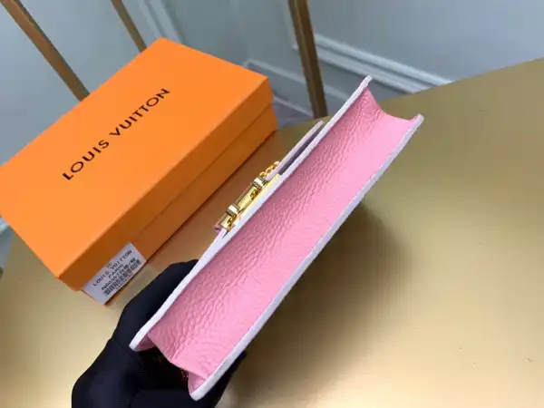 Frstbag ru LOUIS VUITTON CROISETTE CHAIN WALLET