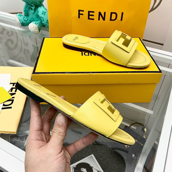 HOT SALE Fendi Signature