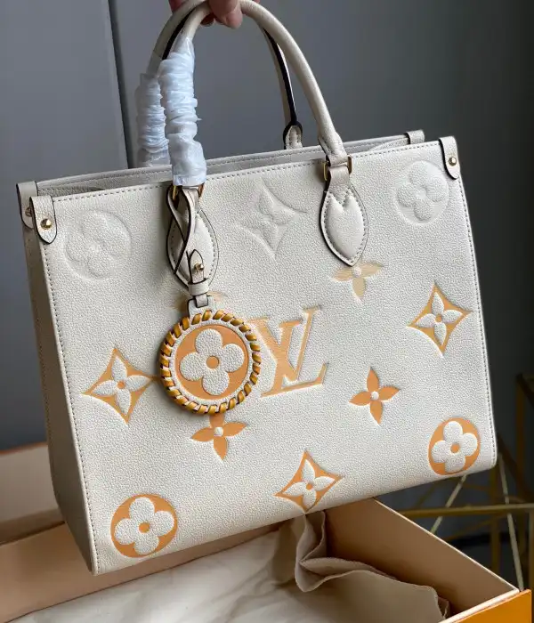 Affordable LOUIS VUITTON ONTHEGO MM