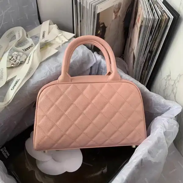 CHANEL VINTAGEP BAG