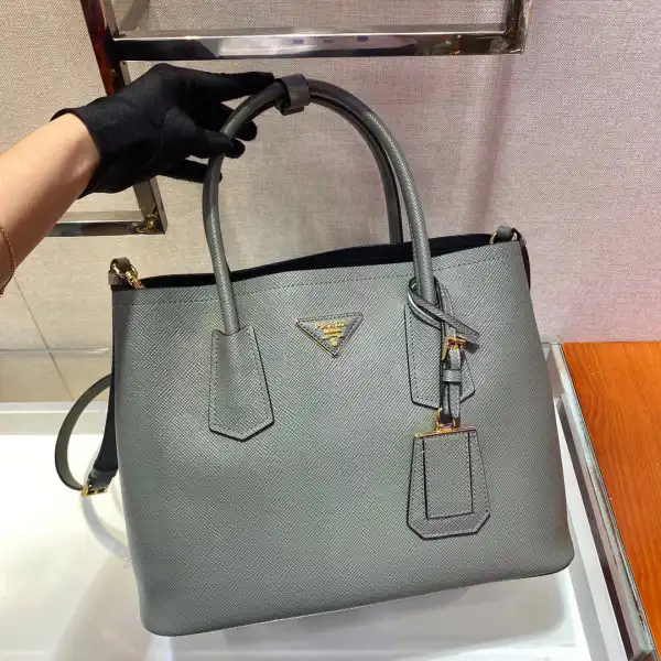 Bagsoffer PRADA Double Bag