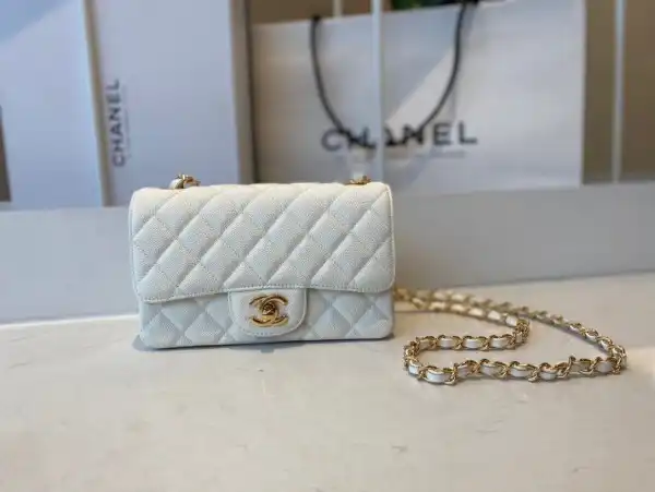 CHANEL FLAP BAG 20CM