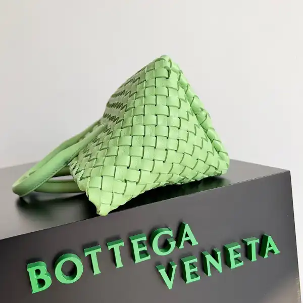 BOTTEGA VENETA MINI CABAT