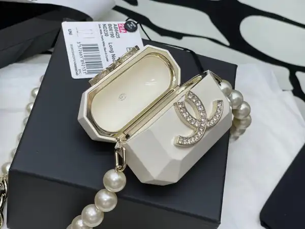 CHANEL AIRPODS CASE PRO NECKLACE