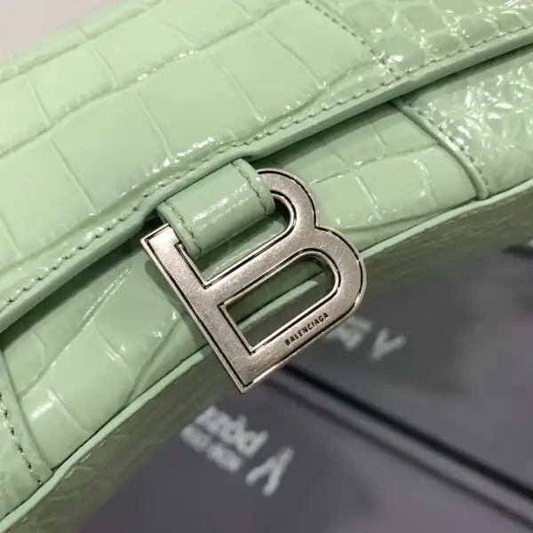 First bag ru BALENCIAGA HOURGLASS