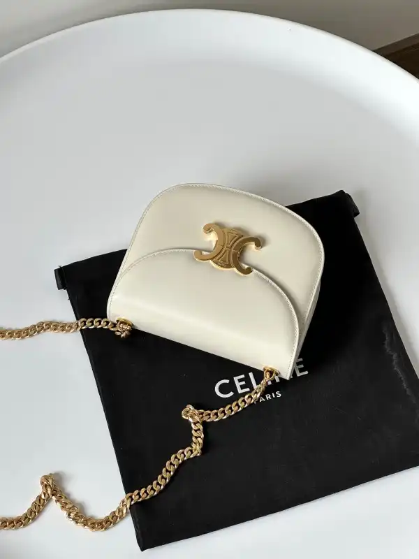 CELIN* TEEN CHAIN BESACE TRIOMPHE