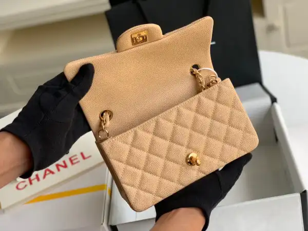 Firstbag Ru CHANEL FLAP BAG 20CM