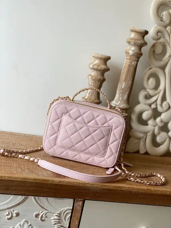 CHANEL VANITY CASE