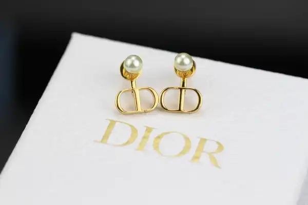 Bagsoffer DIRO EARRINGS