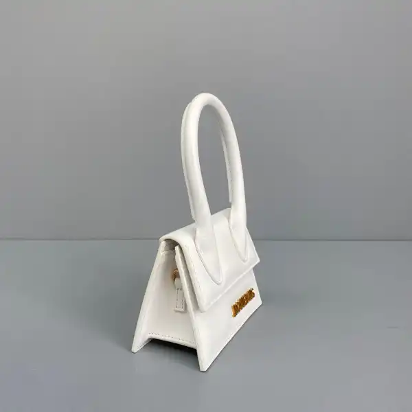 JACQUEMUS Le Chiquito Mini Bag