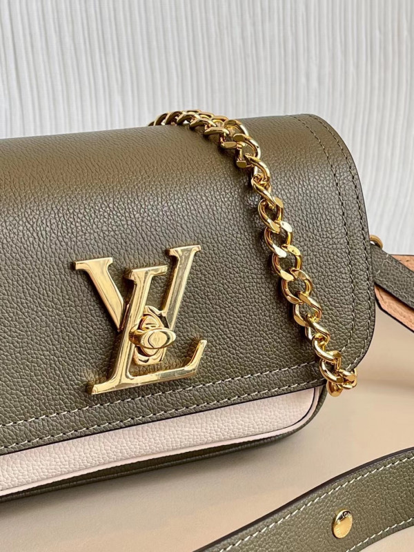 HOT SALE LOUIS VUITTON LOCKME TENDER