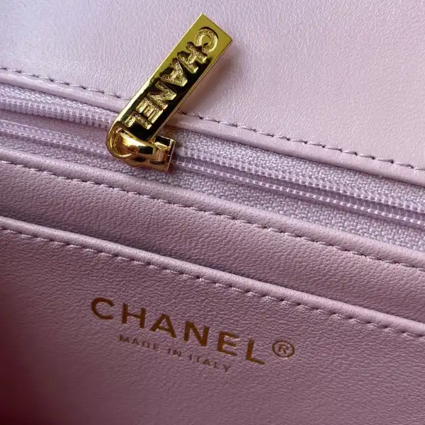 CHANEL FLAP BAG 17CM