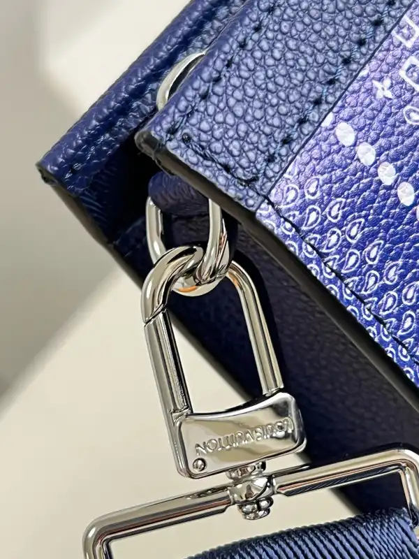 Aaa replica bags LOUIS VUITTON GASTON WEARABLE