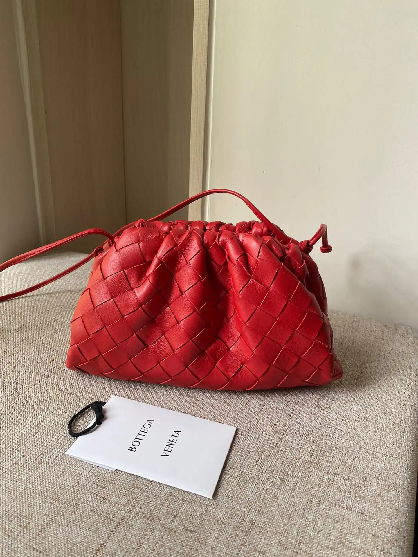 First bag ru BOTTEGA VENETA MINI POUCH