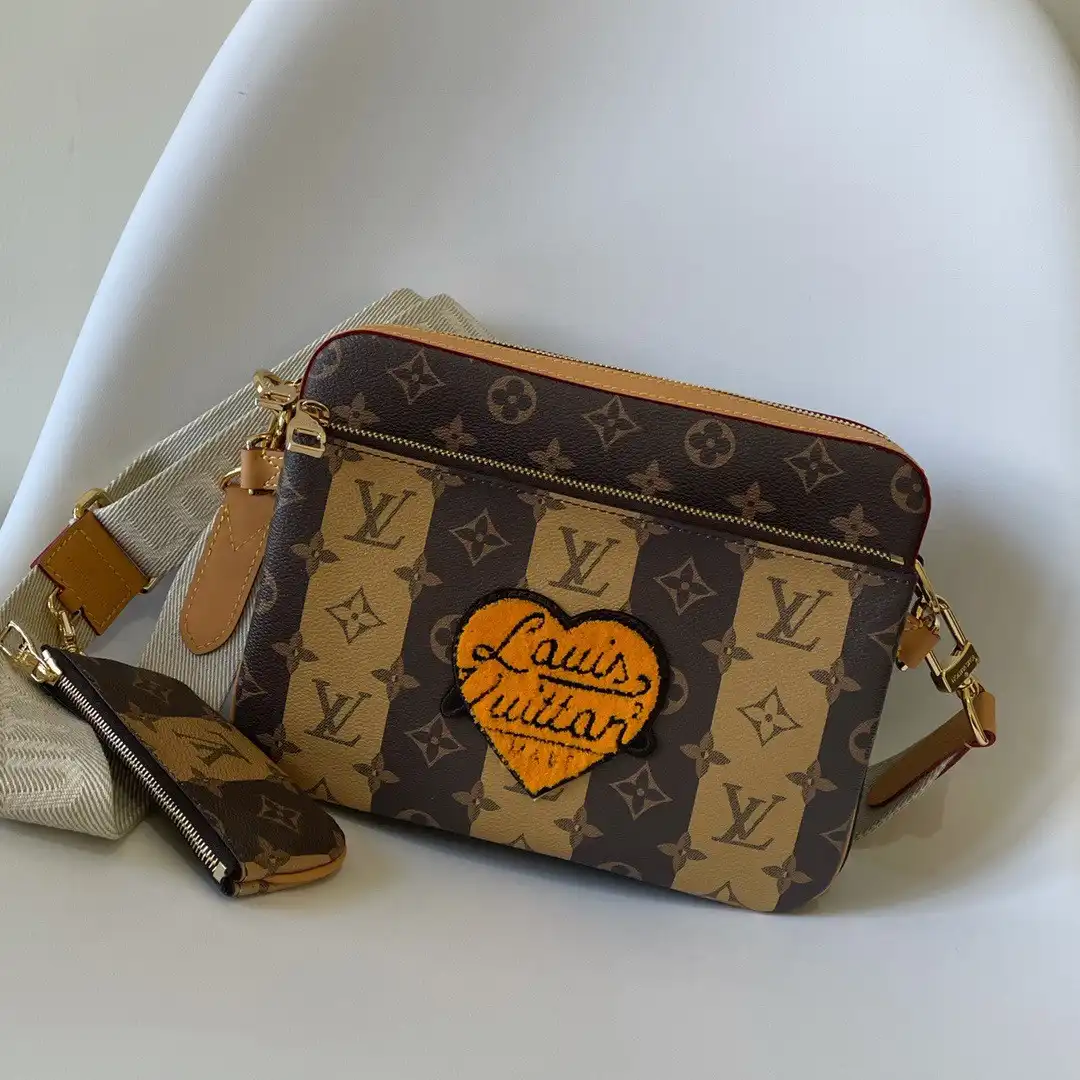 Aaa replica ru LOUIS VUITTON TRIO MESSENGER