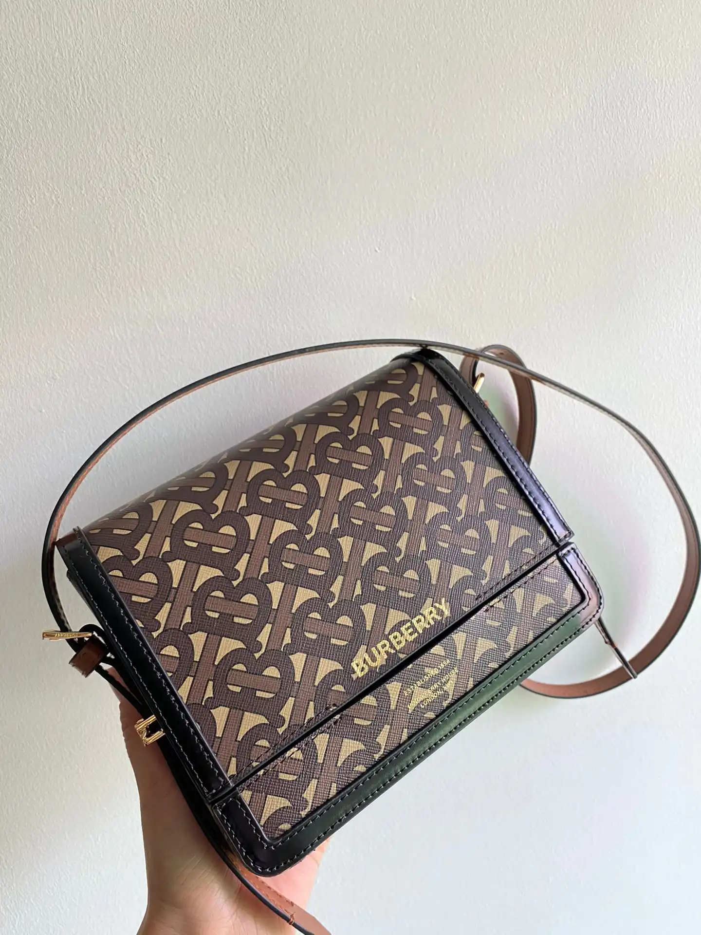 BURBERRY Small Leather Grace Bag